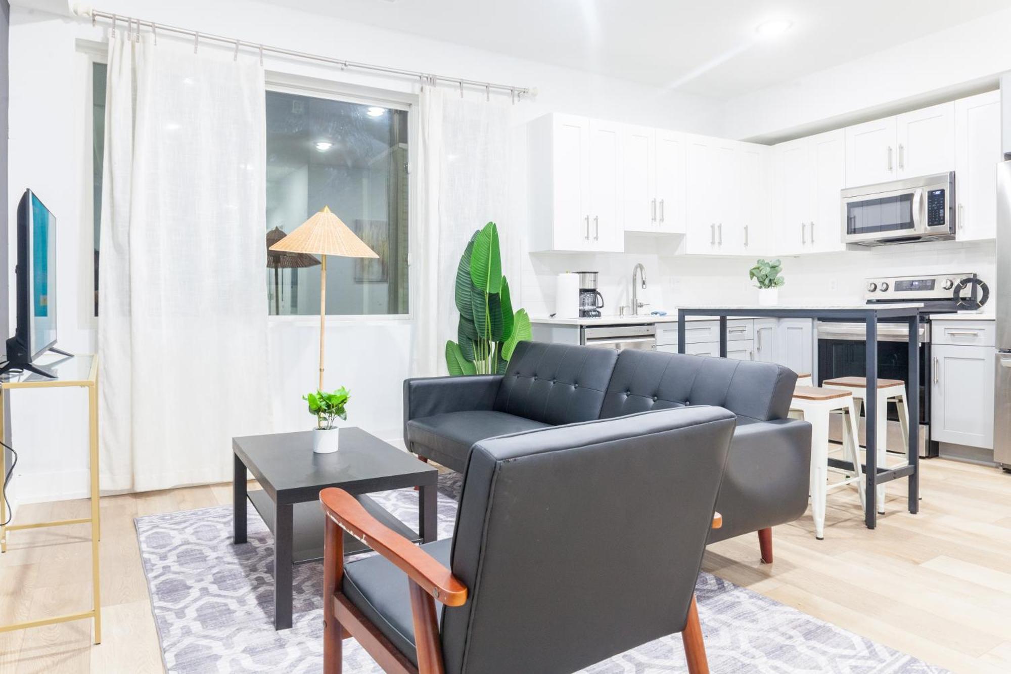 2bedroom 2bath - Wd,trendy - Wifi-free-parking Apartment *